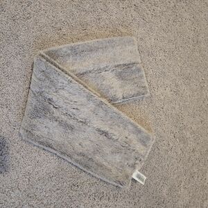 Womens Soft Faux Fur Scarf in Gray